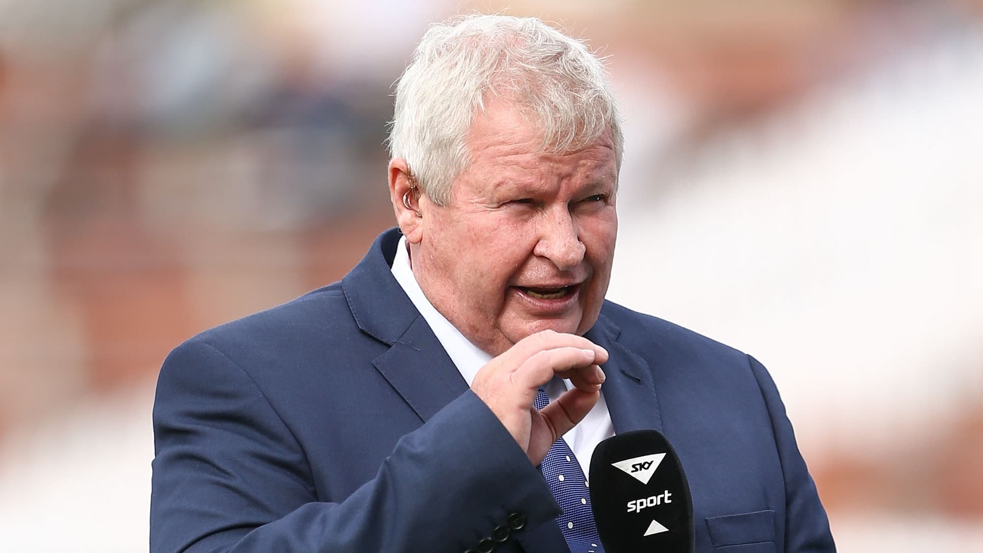 What confounds Ian Smith about England’s Ashes approach