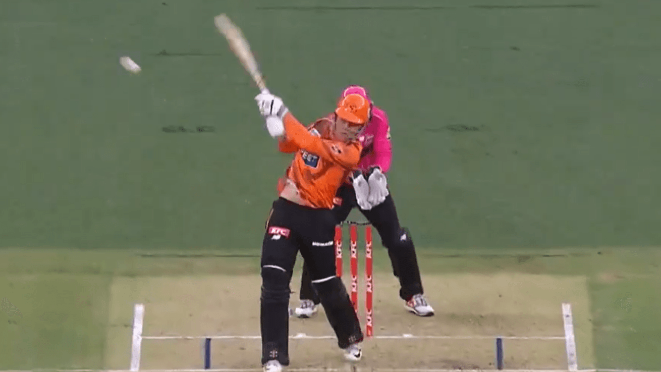 WATCH: Aussie talent fires as Scorchers win BBL opener